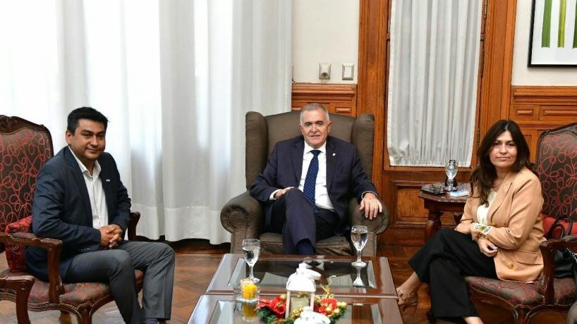 Jaldo recibió a la intendenta de La Cocha y analizaron la gestión