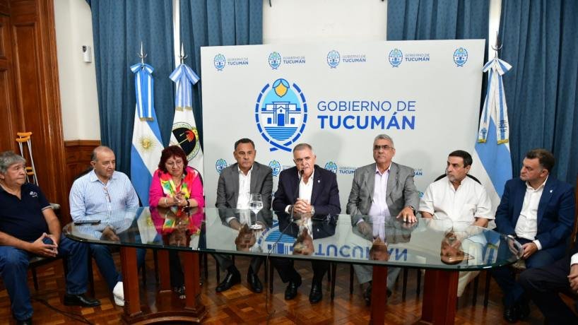 La Provincia cerró la recomposición salarial con UPCN y UPCN salud