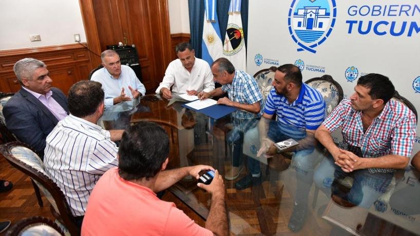 Vialidad, Sepapys y Sitravi acordaron nuevas recomposiciones salariales