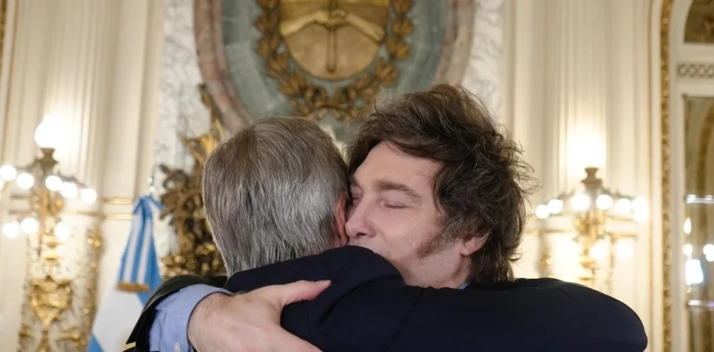 “Quiero mi recuerdo de X. ADIÓS CEPO!!”