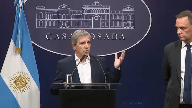 Mañana el Gobierno presentará medidas para permitir el uso libre de dólares guardados en el "colchón"