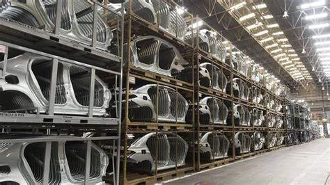 El Ejecutivo autorizó la entrada y venta de autopartes en el mercado interno