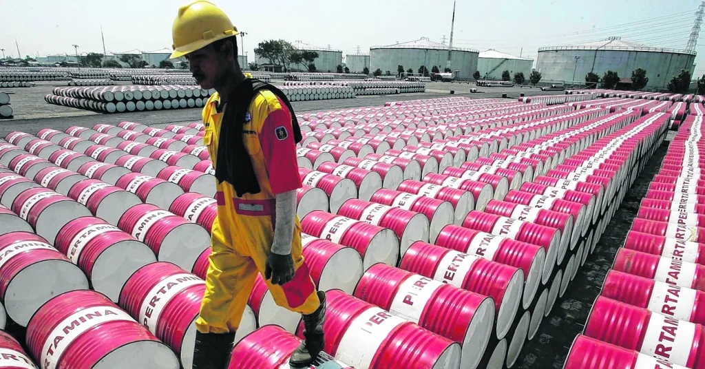 El ataque de Israel eleva el valor del petróleo y genera preocupación por sus efectos en Argentina