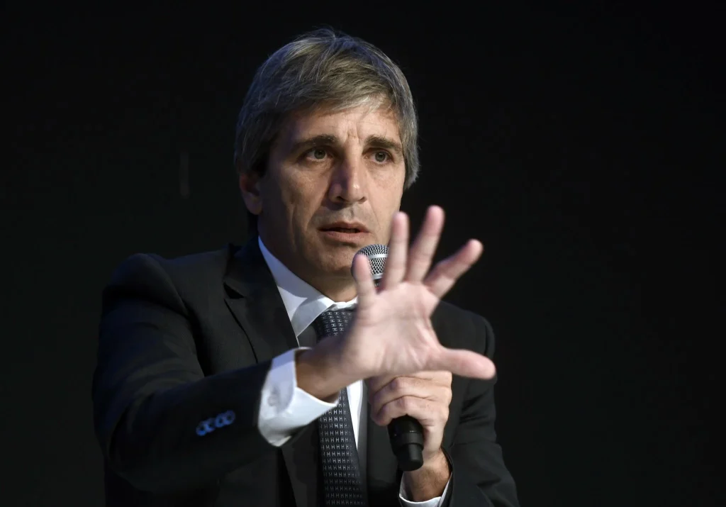 JP Morgan recomendó a los inversores desprenderse de bonos en pesos