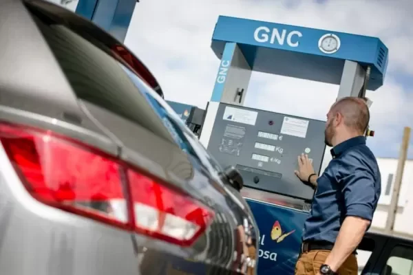 Se retomó la venta de GNC en Tucumán y es inminente que se restablezca el suministro a las industrias locales