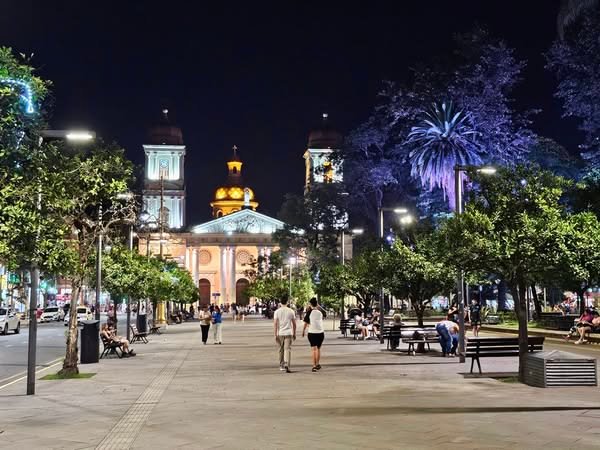 Desde ahora, y por ley, los espacios y edificios públicos tucumanos estarán obligados a un ahorro de energía
