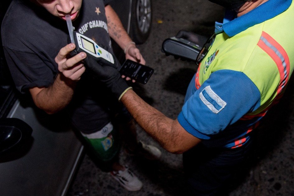 Secuestran 57 vehículos por casos positivos de alcoholemia durante el fin de semana en la Capital